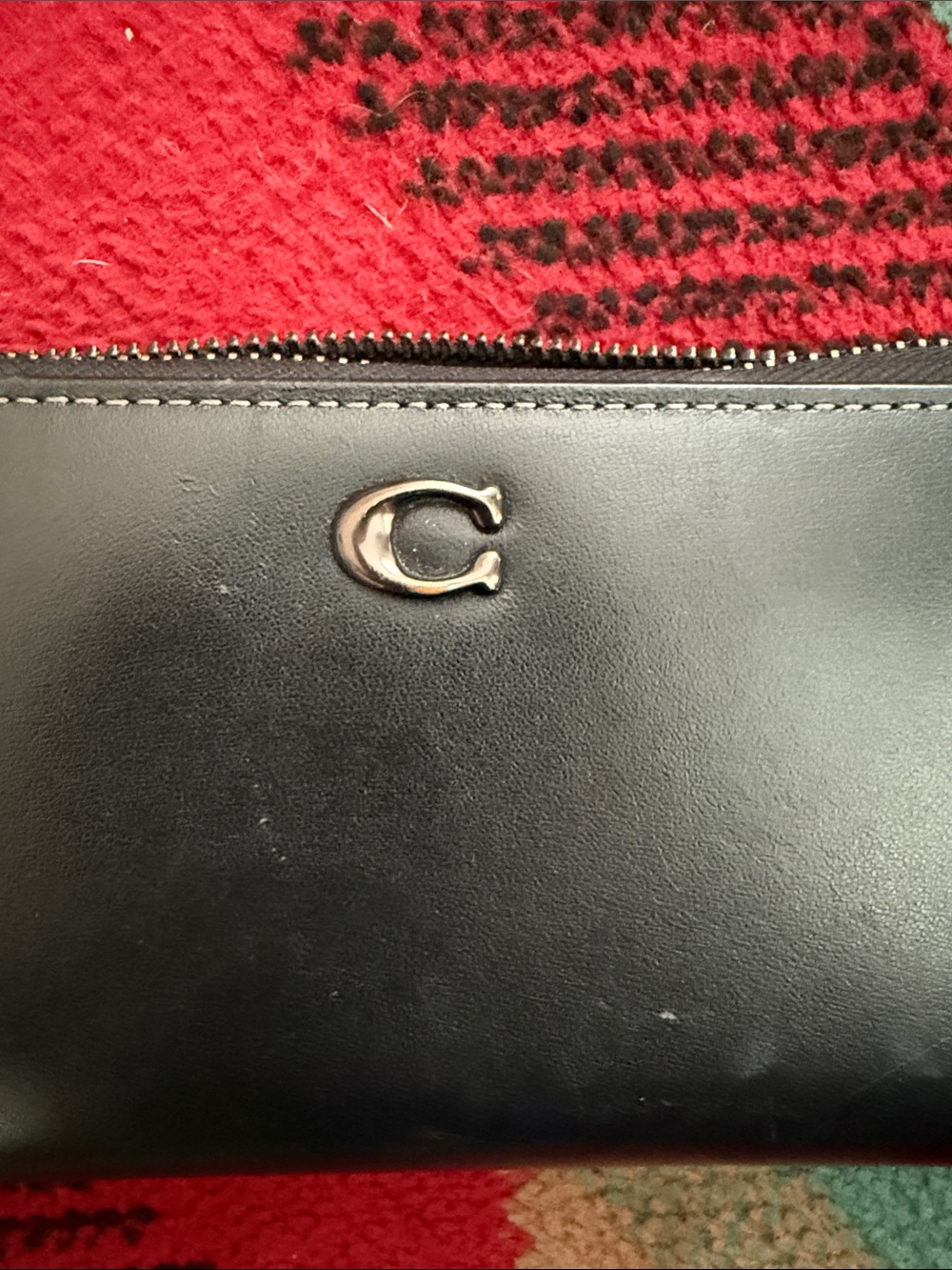 Coach Black Leather Zip Wallet with Silver 'C' Accent - Picture 4 of 4